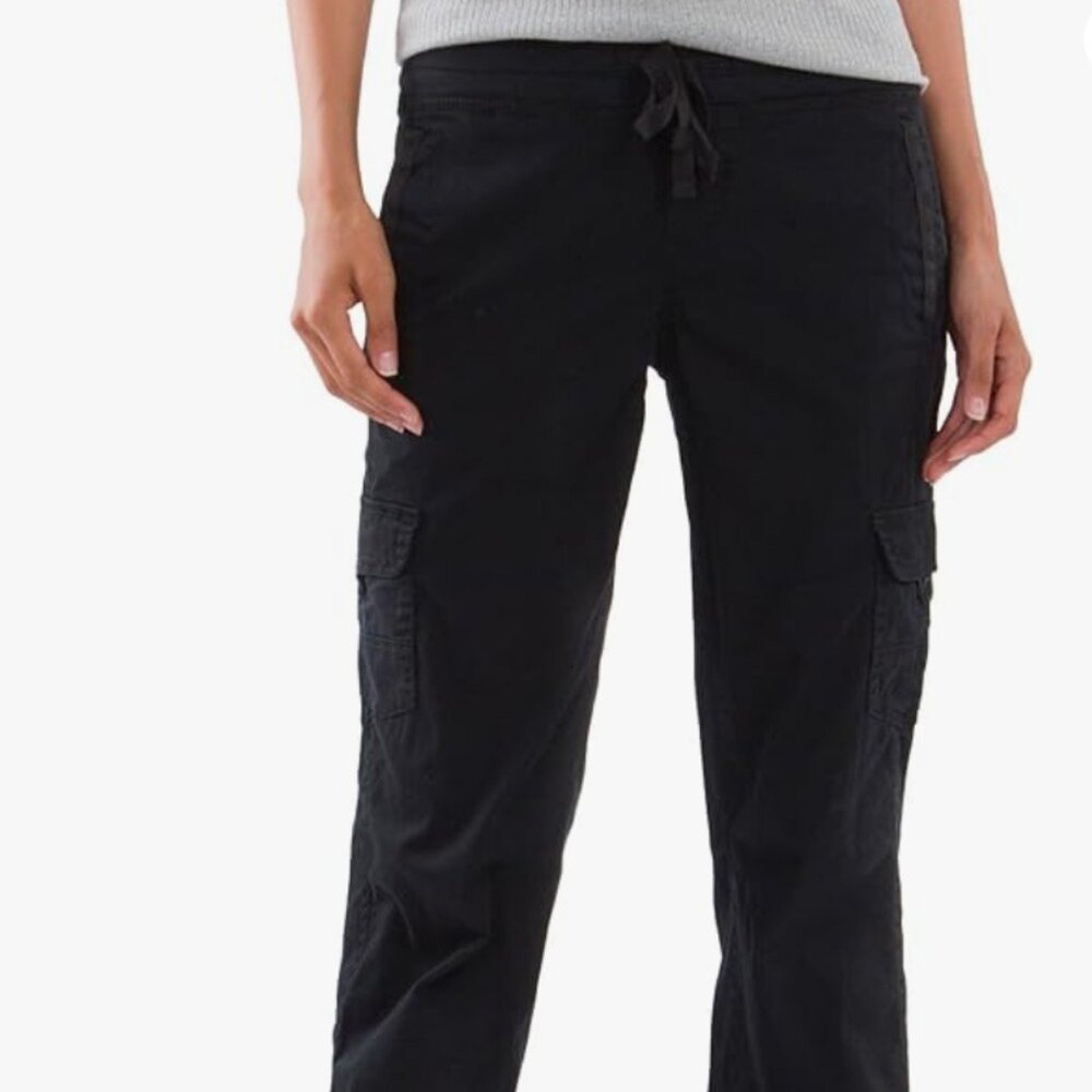 Women's Rolled Cargo Pants | Black | Size 6